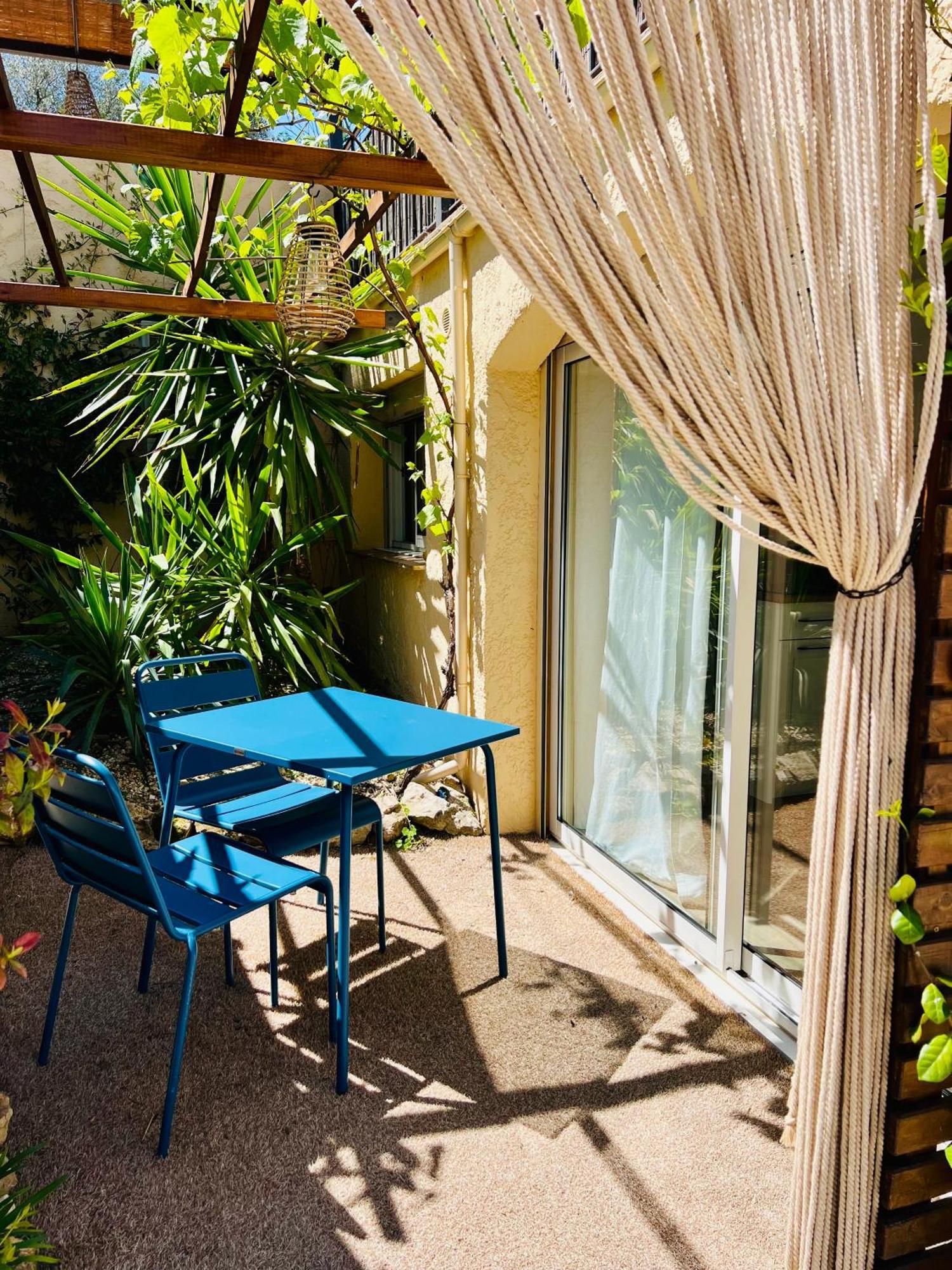 Studio With Private Car Park And Air Con Valbonne Eksteriør bilde